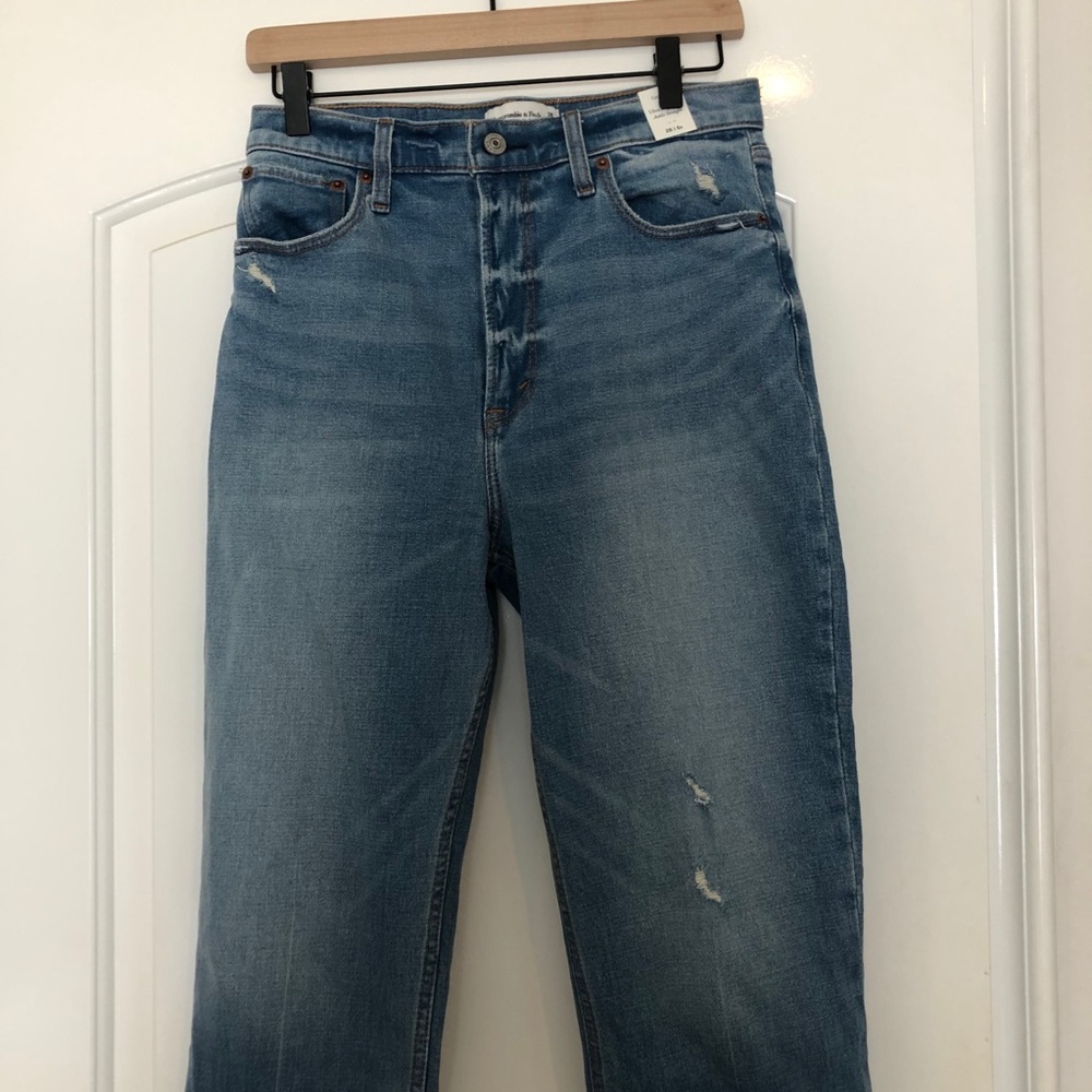 Abercrombie Curve Love Ankle Straight Jeans